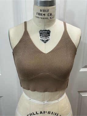 Ribbed V-Neck Bralette in Brown